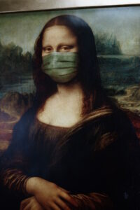 mona-lisa-with-face-mask-Positively-Outrageous-Service-Photo-by-cottonbro-from-Pexels
